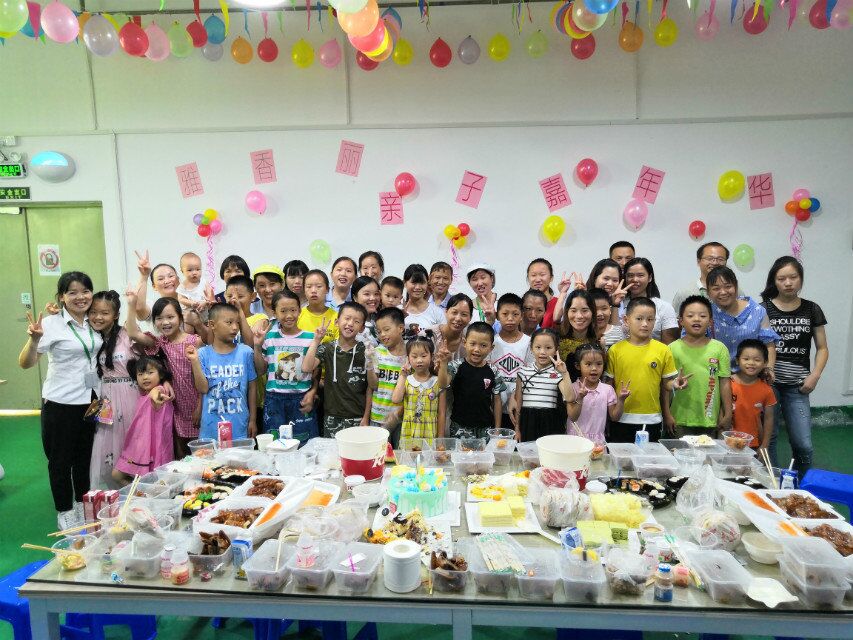 當(dāng)生產(chǎn)旺季迎來小候鳥,雅香麗百忙之中為員工舉辦親子活動