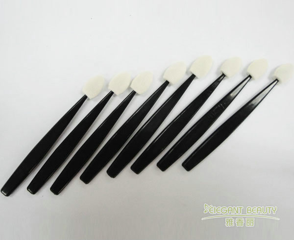 定制成套化妝刷時，如何平衡價格與質(zhì)量？